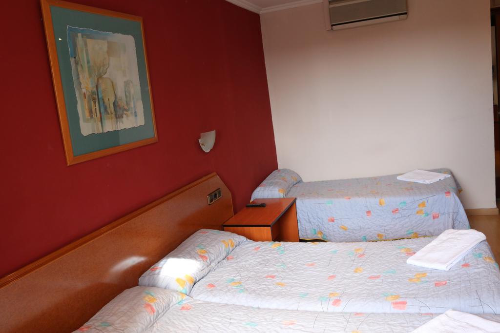 Hostal Cataluna Сарагоса Екстер'єр фото