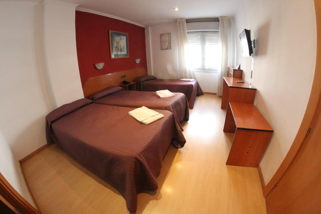 Hostal Cataluna Сарагоса Екстер'єр фото