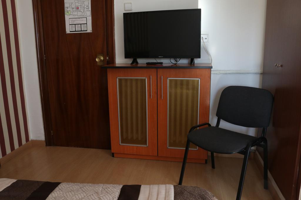 Hostal Cataluna Сарагоса Екстер'єр фото