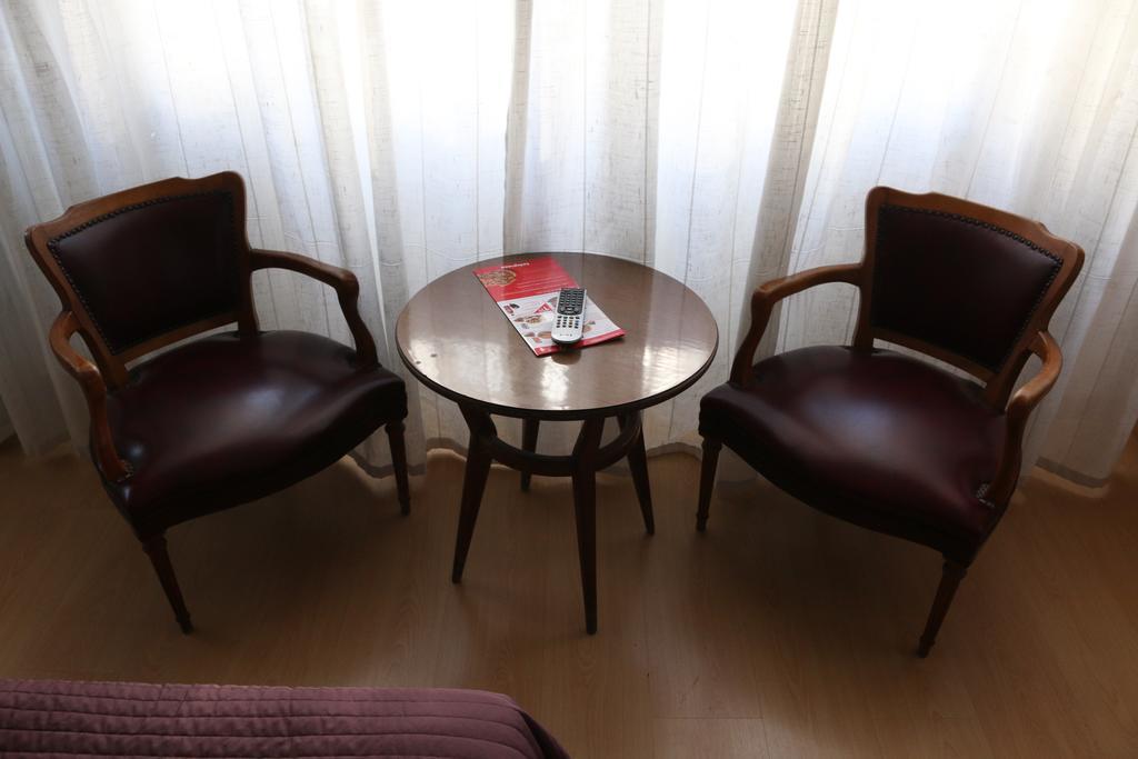 Hostal Cataluna Сарагоса Екстер'єр фото